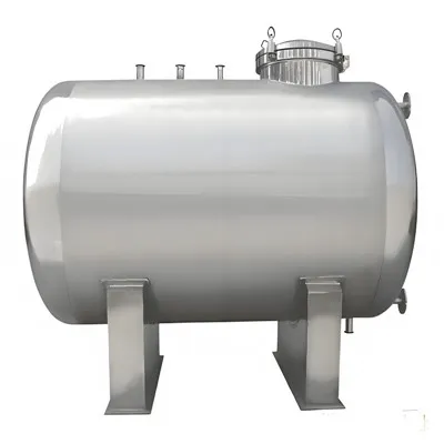 Tanque diesel sobre el suelo